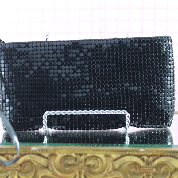 Smart Set Beaded Wristlet - Picture 2 of 6